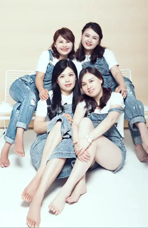 四只大脸猫之闺蜜照