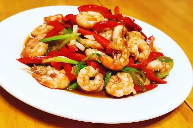 红椒炒虾仁