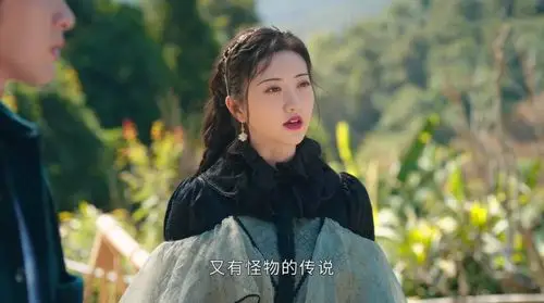 《司藤》:播放量1.94亿,评分7.7,景甜这部新剧妆容太加分了_腾讯新闻