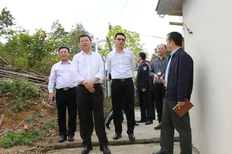 区委副书记,政法委书记苗宁礼同志率队到福城街道调研平安建设工作