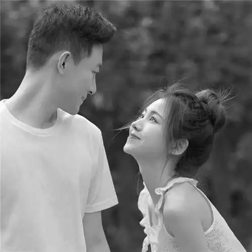 黑白男女情头图片真人