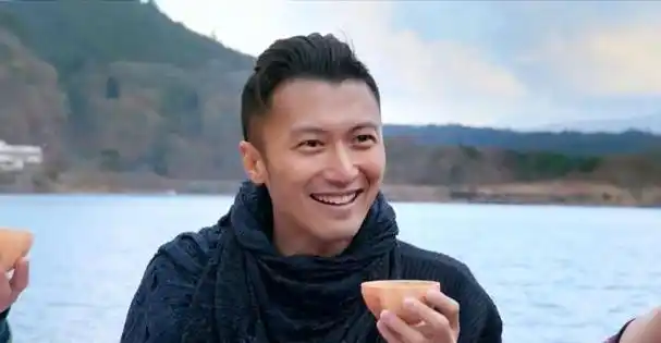 如今才明白,谢霆锋对张柏芝,不是喜欢,而是深爱