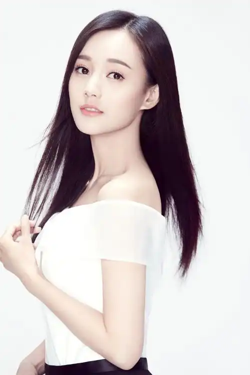 p data-id="u4s7areo5z2q">李一桐,本名李雪,1990年9月6日出生于 a