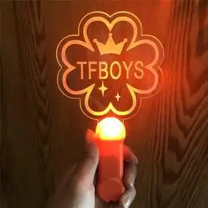 新王俊凯荧光棒tfboys应援灯牌演唱会助威道具粉色后援x会同款周k