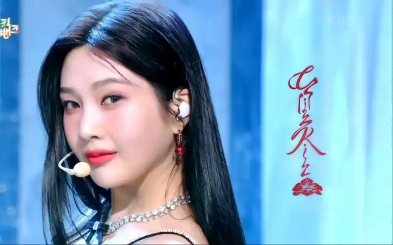 【朴秀荣】高清《chill kill》初舞台混剪"当冷杀joy朴秀荣part遇上