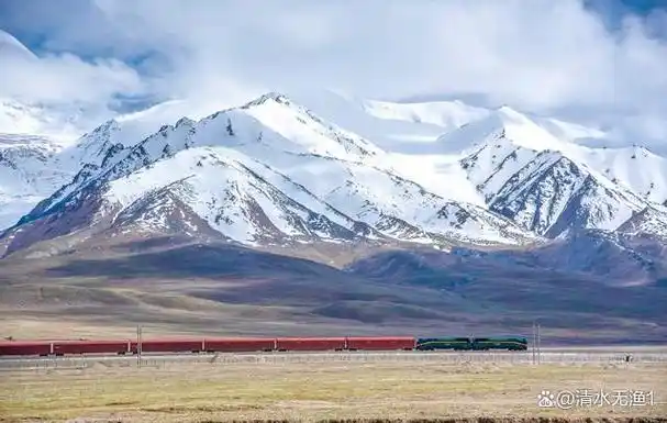 广州有一趟直达拉萨的慢火车,全程4980公里历时53小时,400余元