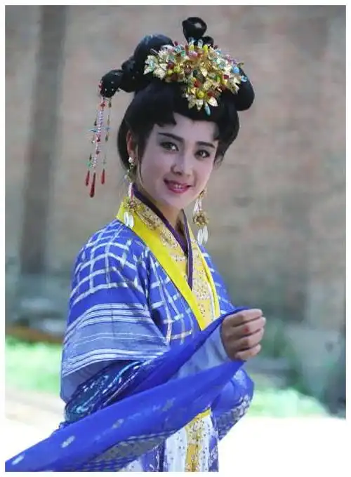 八十年代女影星的古装扮相李秀明潘虹刘晓庆龚雪张瑜