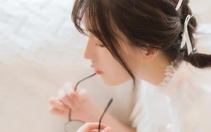 甜美清纯美女唯美写真,高清图片,电脑桌面-壁纸族