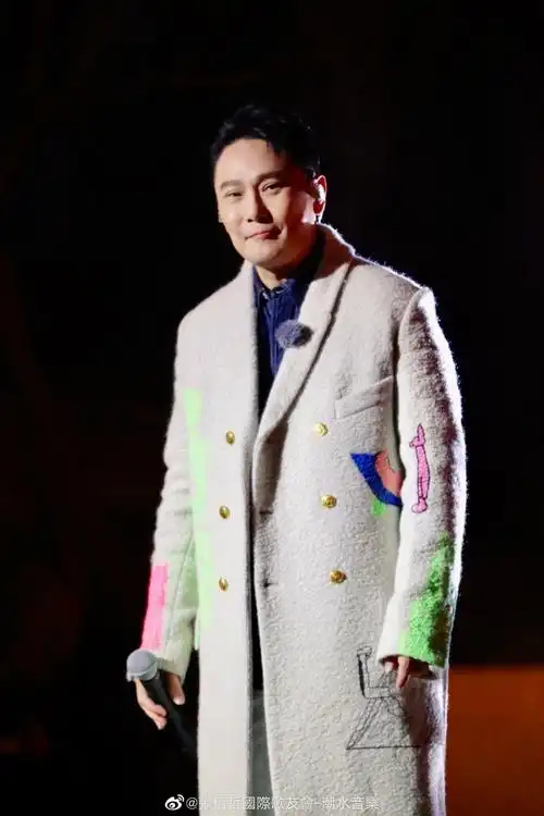 张信哲春日歌会