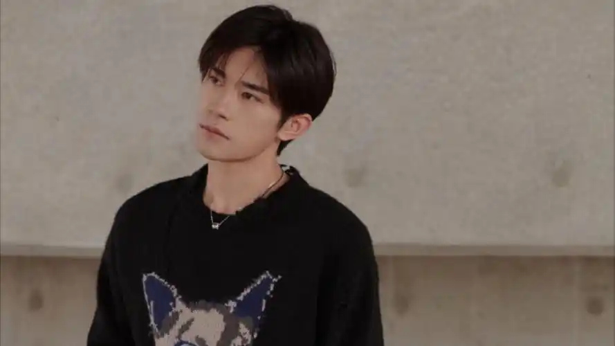 【易烊千玺】易烊千玺多面魅力