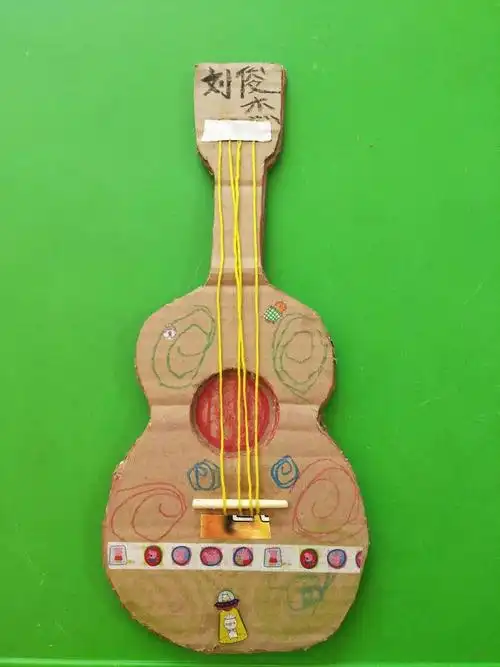 开心春稻田幼儿园——第一届自制小乐器大赛