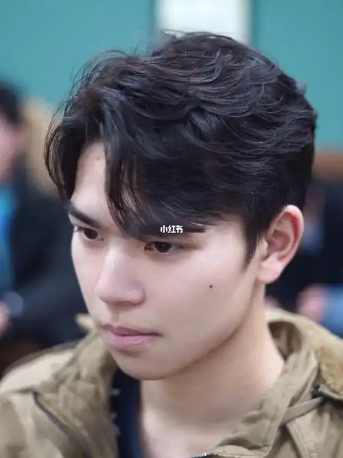 男士一定要尝试的发型韩式46分