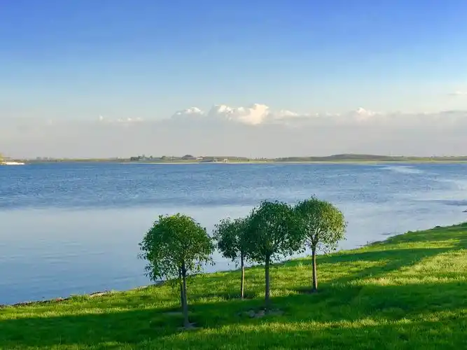 碧水蓝天晋阳湖