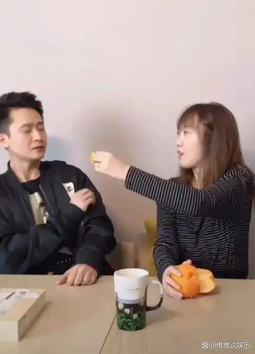 央视主持人杨帆,娶初恋女友为妻,婚后生两女,活成人生赢家