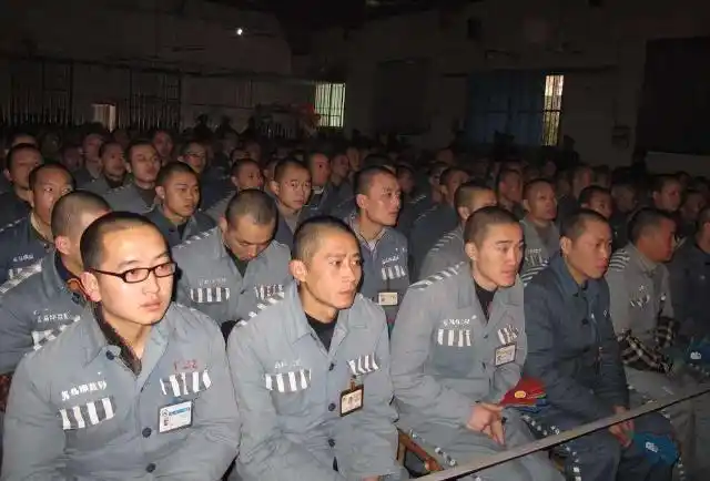 被判无期的犯人在监狱老了后结局会怎样国家会养老吗