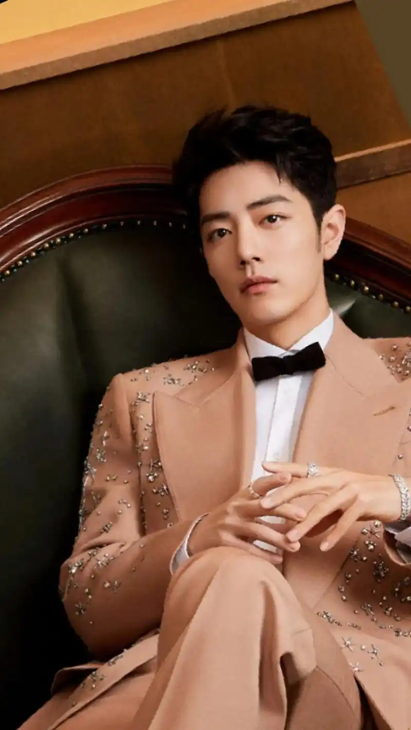 肖战 #霸总氛围感 #肖战西装造型图片  - 抖音