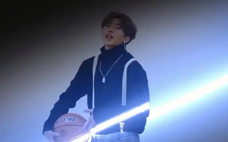 蔡徐坤将成为下一代篮球巨星