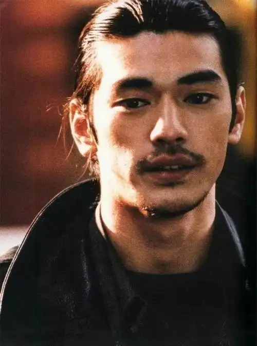 金城武46岁了:我唯一的烦恼,就是长得太帅-insdaily-八卦帝