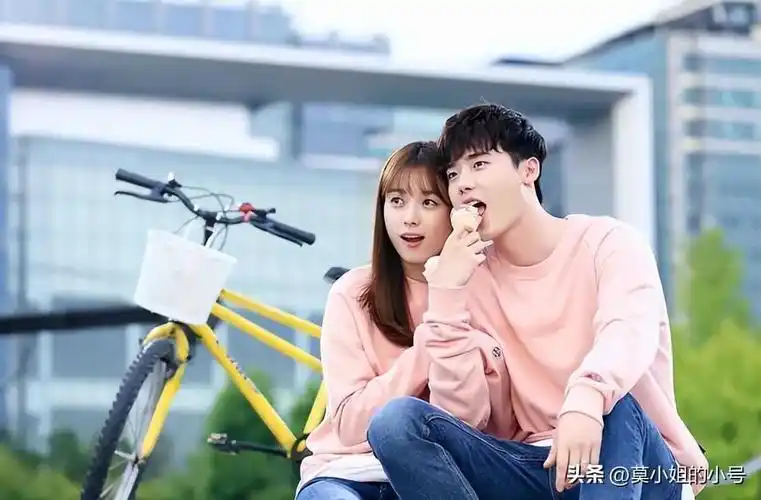 好看的电视剧排行榜前十名(最近口碑最佳颜值又高的顶级爱情韩剧推荐)