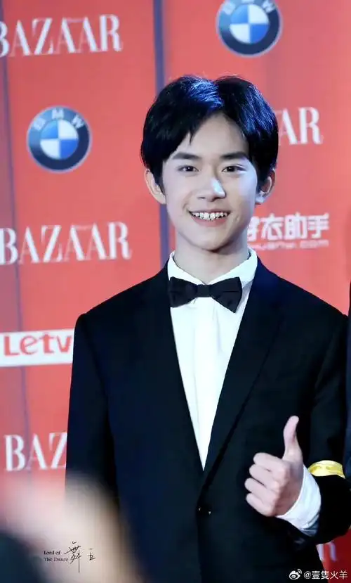 易烊千玺电影小小的我