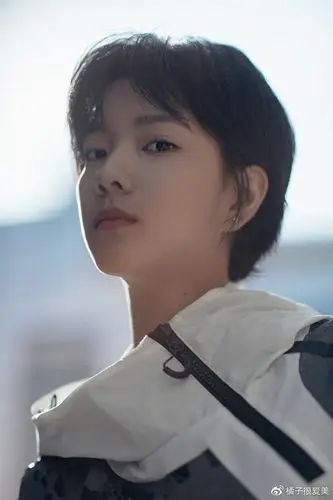 我才不要和你做朋友呢今晚大结局庄达菲长发造型戏外美到不敢认