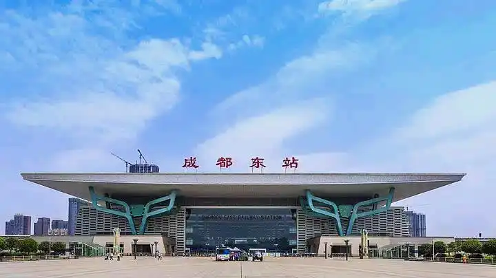 暑运到了,高铁 成都东站是什么情况,带大家看看