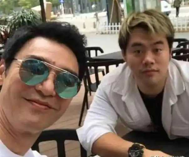 星二代的四组对比,一目了然的颜值差距告诉你,遗传基因骗不了人