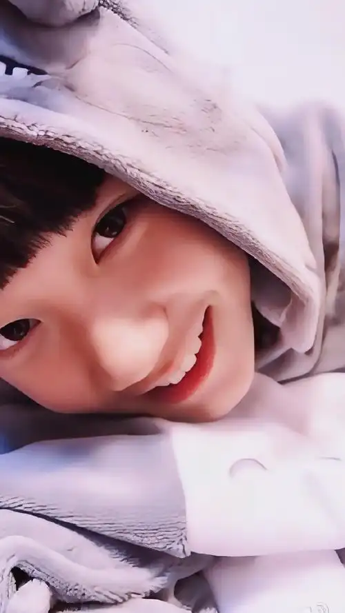 王源2024龙行绛气