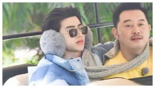 奔跑吧三亚现身杨颖宋雨琦亮相飞行嘉宾曝光