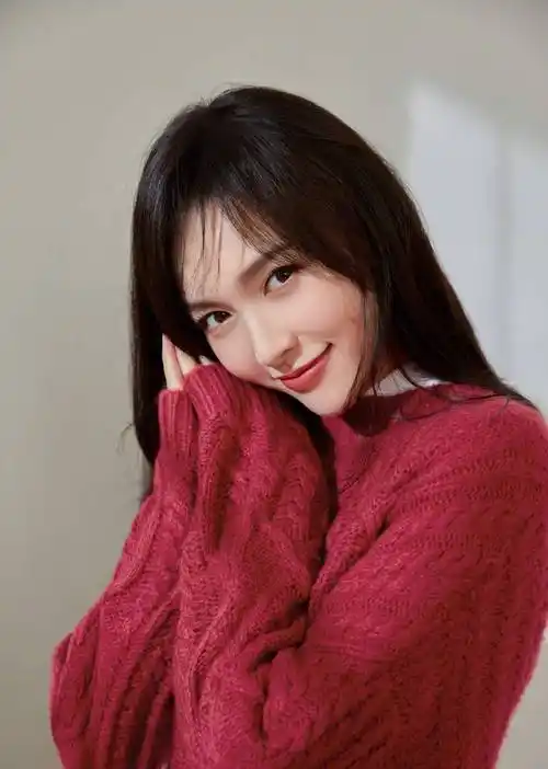 原创从演员到母亲的转变唐嫣自称是猫妈不知道罗晋是猫爸还是虎爸呢