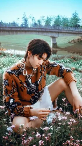 王俊凯花园大片##25x王俊凯