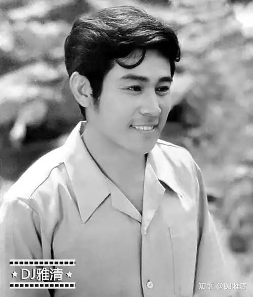 罕见老照片:80年代男星黑白照,个个容貌俊美,却又充满男儿气概 - 知乎