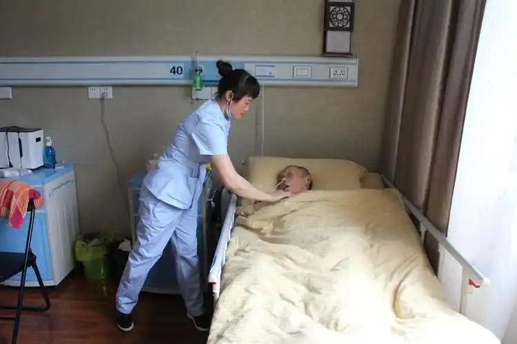 贵阳市云岩区在贵州省成立首家老年护理院