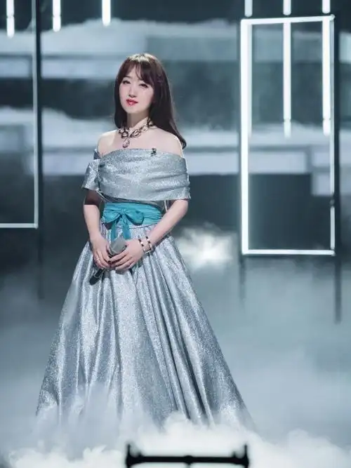 杨钰莹511生日快乐##员员送福利