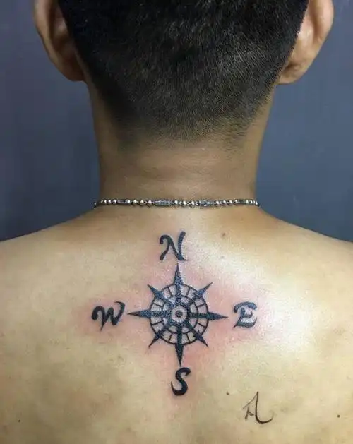 指南针纹身图片_成品背部欧美几何图腾纹身图案