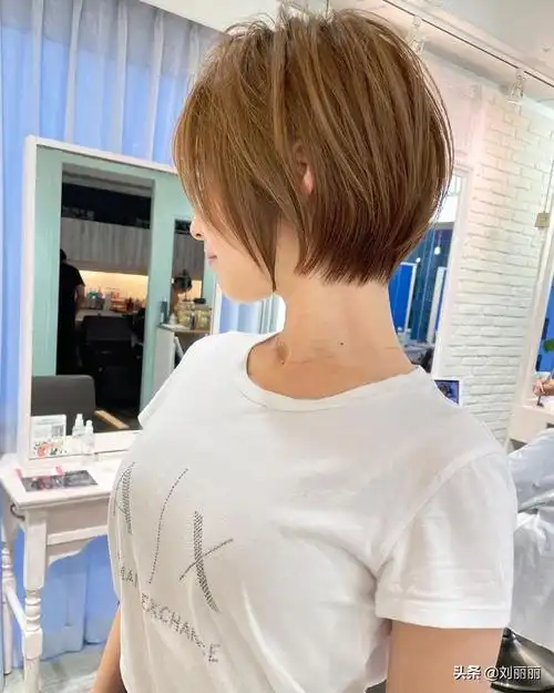 头发细软少的短发图片(这才是我想要的短发) - 赤虎壹号