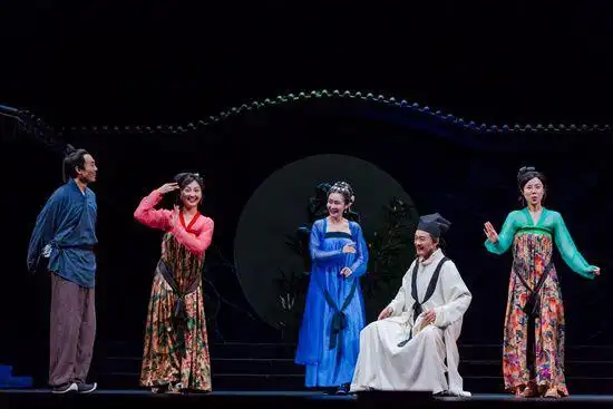 《关汉卿》向传统致敬 辛月演绎小人物打动观众|窦娥冤|话剧|帘秀