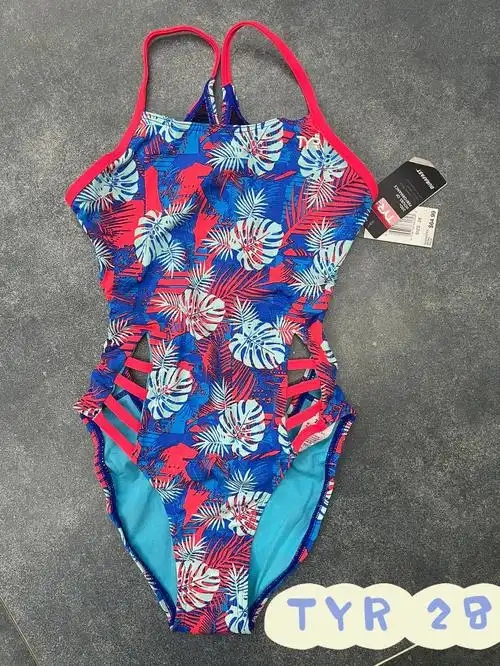 单方面宣布这是我最爱的一件tyr泳衣