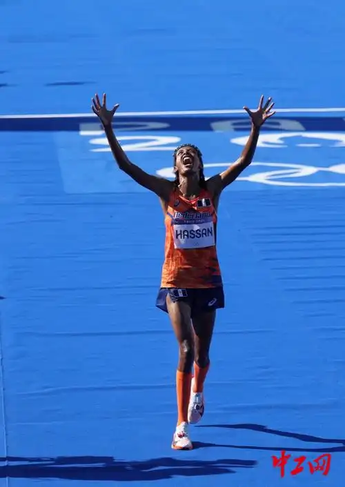 当日,巴黎奥运会女子马拉松比赛在巴黎举行.