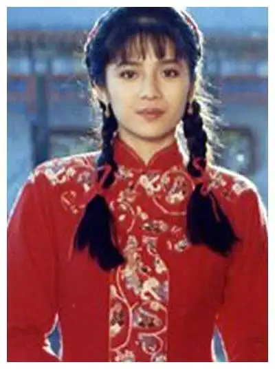 当初林瑞阳抛弃原配曾哲贞,现如今张庭说:"他永远都亏欠我"