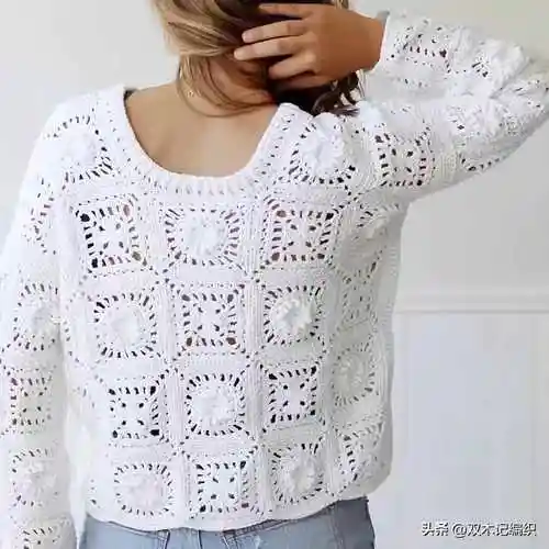 好清爽的一款钩针拼花针织衫两种花片拼接简单漂亮因为小编每