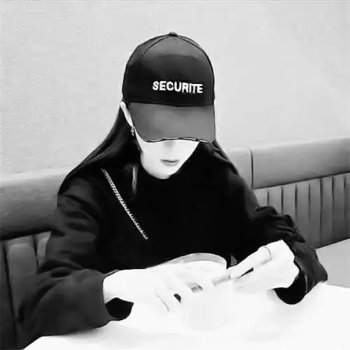 女生冷酷无情霸气黑白头像图片