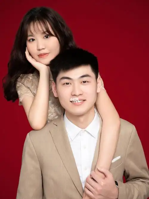 天真蓝结婚登记照