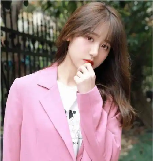 抖音蓝色战衣一栗小莎子1分钟动感视频什么梗 蓝色战衣天花板吃瓜视频