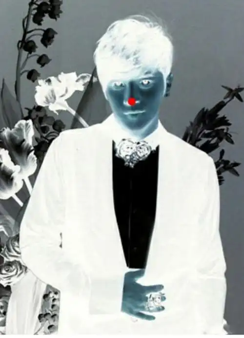 这种在刺激停止后所保留下来的感觉印象称为后象.