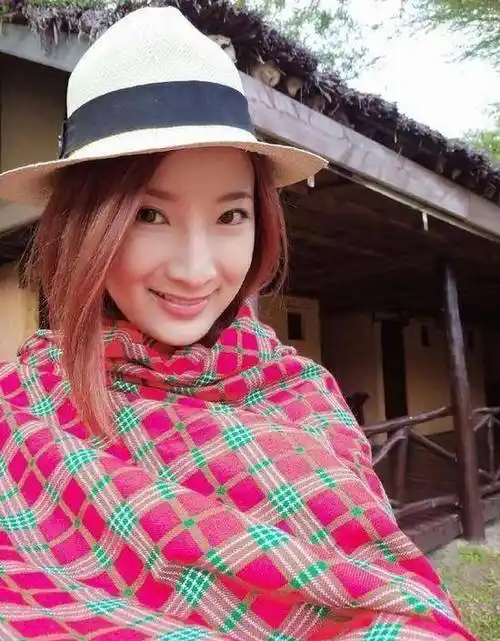 陈赫前妻许婧近况,他与张子萱走出争议,两个女儿,超级小可爱_杨一