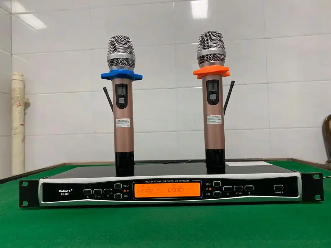 专业ktv一拖二无线话筒u段无线麦克风