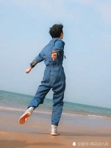 《恰好是少年》收官,工作室一封给王俊凯手写信,内容暖心又调皮