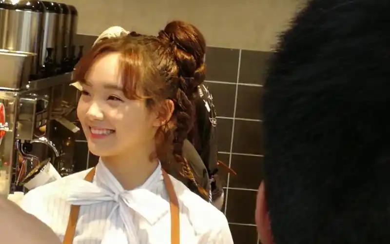 吕小雨扬州鹿角巷活动手拍