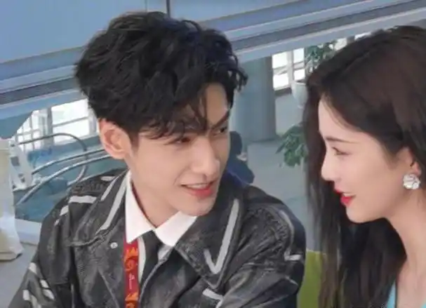 罗云熙遭遇考古,被质疑整容?从土变洋气,见证了他的野心